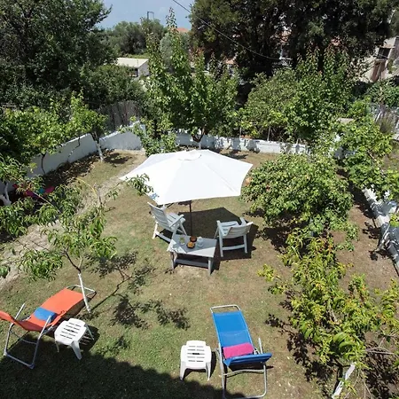 Pado's House, Corfu * Valanio